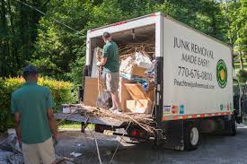 Best Appliance Removal  in Fenton, MI